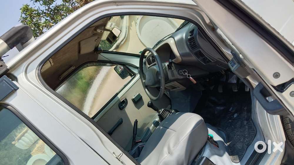 Maruti Suzuki Eeco 5 Str Ac (o), 2010, Petrol