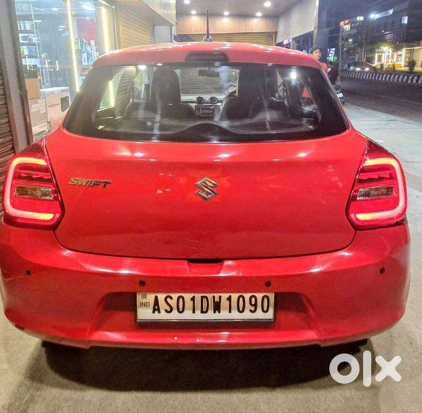 Maruti Suzuki Swift Vxi + Manual, 2018, Petrol