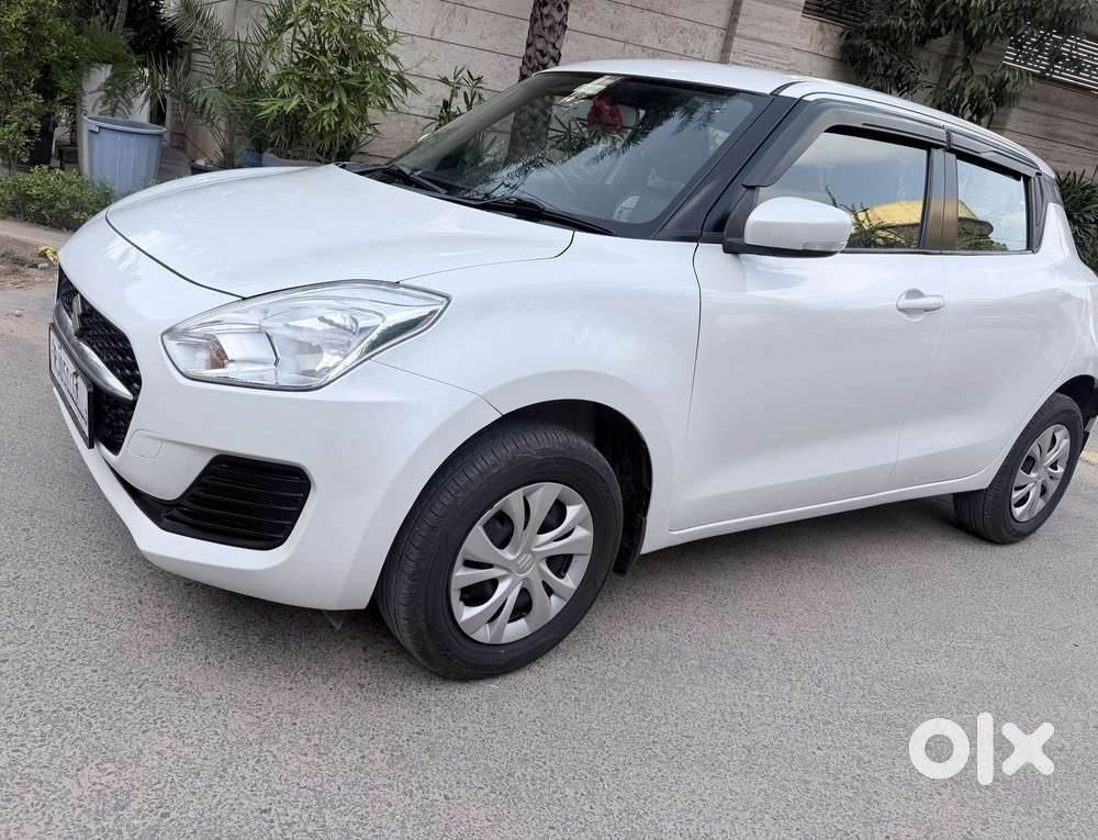 Maruti Suzuki Swift Vxi + Manual, 2021, Petrol