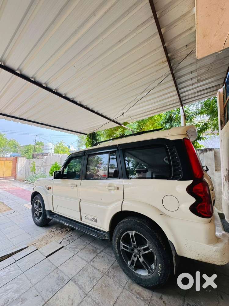 Mahindra Scorpio Diesel 2015
