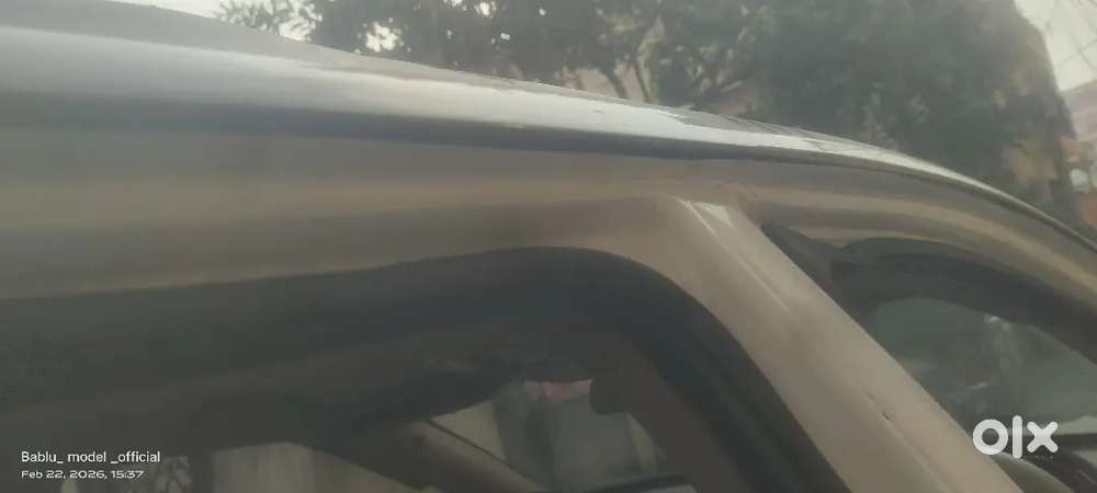 Mahinda Xuv500 2014 Diesel Good Condition Lite Dents Tree Fall On Top