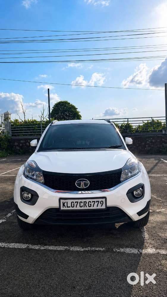 Tata Nexon 1.2 Revotron Xza Plus, 2019, Petrol