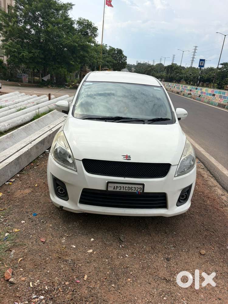 Maruti Suzuki Ertiga 2013 Diesel 150000 Km Driven