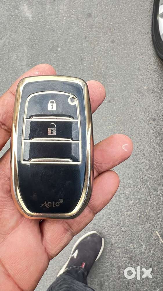 Toyota Innova Crysta 2.4 V 7 Str, 2019, Diesel