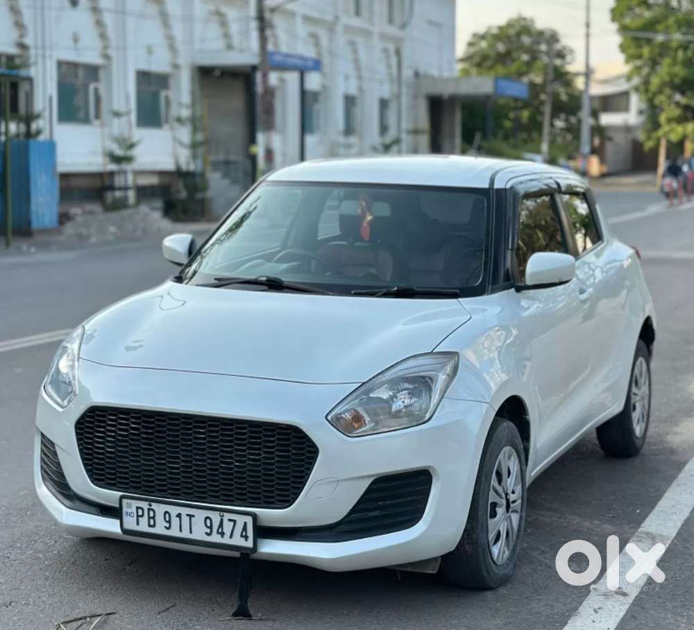 Maruti Suzuki Swift Vxi, 2023, Petrol