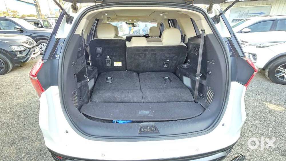Mahindra Xuv700 2.2 Ax 7 Diesel Mt Luxury Pack Str, 2024, Diesel