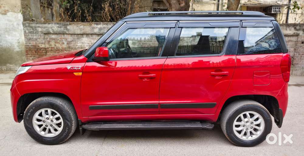 Mahindra Tuv 300 Mhawk100 T8 Dual Tone, 2017, Diesel