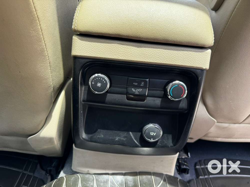 White Ford Endeavour Diesel July2018