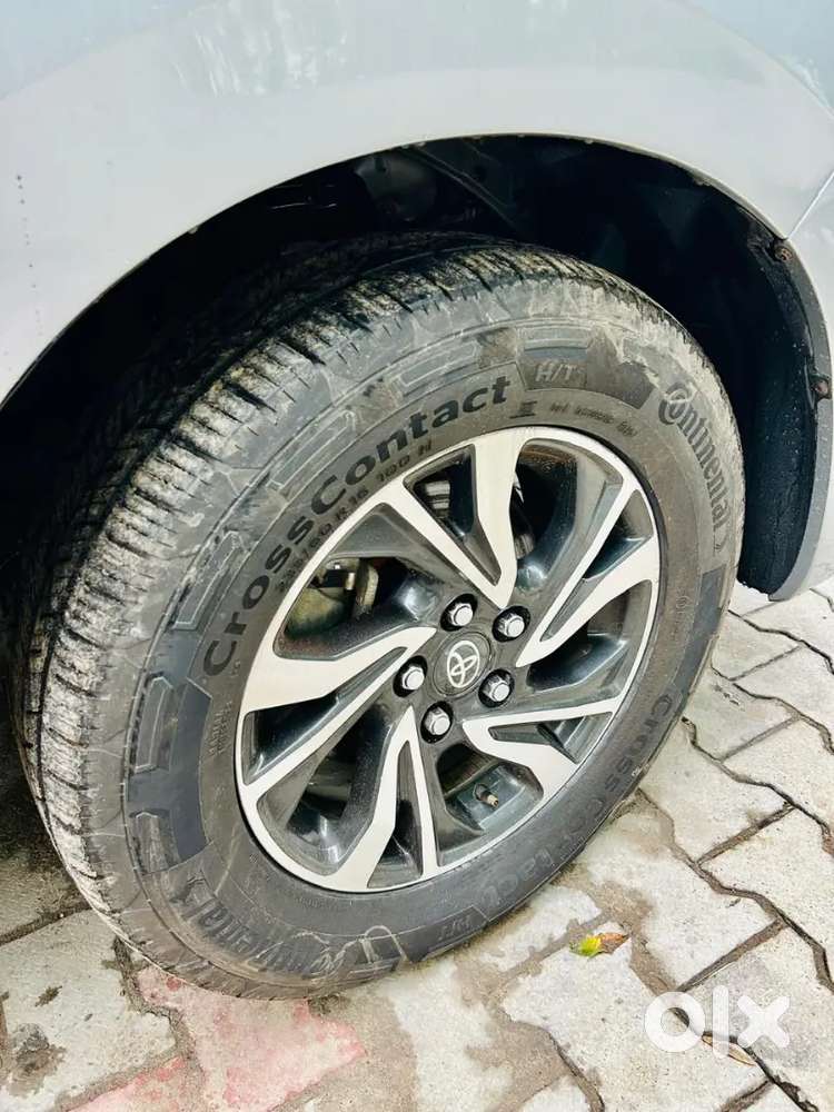 Innova Crysta 2023 1st Onwer Diesel Manual Vip Number Included