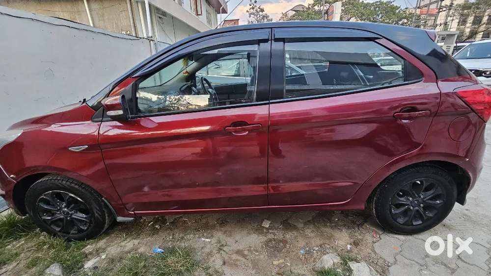 Ford Figo Titanium 2015 Petrol 56000 Km Driven For Urgent Sale