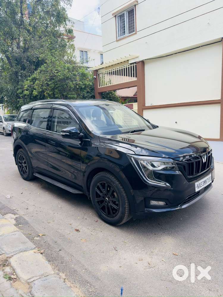 Mahindra Xuv700 2.0 Ax 7 Petrol At Str, 2024, Petrol