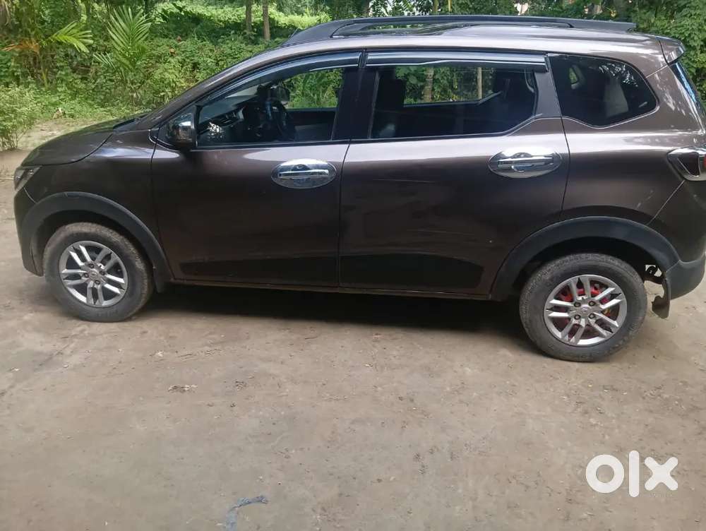 Renault Triber Petrol 2022