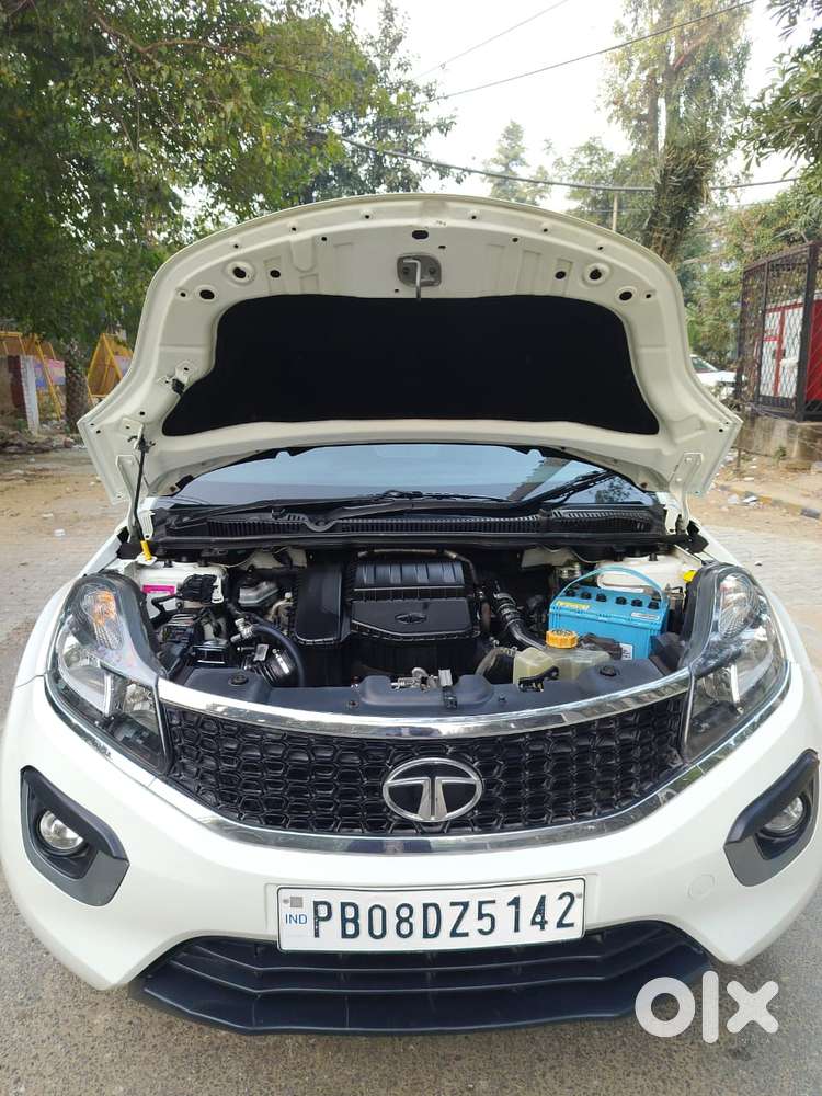 Tata Nexon 1.5 Revotorq Xm (s), 2018, Diesel