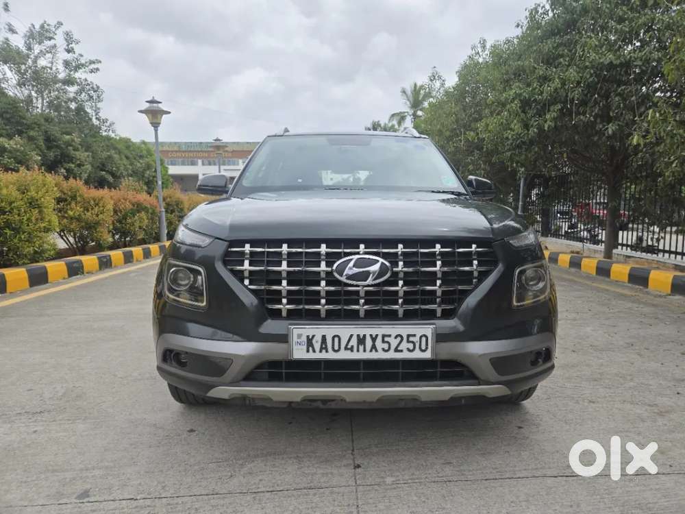 Hyundai Venue 1.0 Sx (o) Turbo Dct, 2020, Petrol