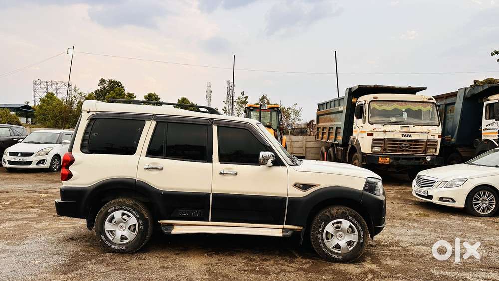 Mahindra Scorpio S3, 2018, Diesel
