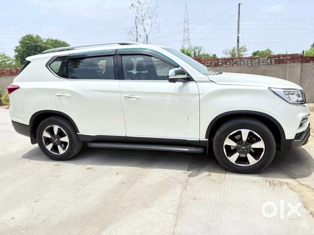 Mahindra Alturas G4 4wd At, 2022, Diesel
