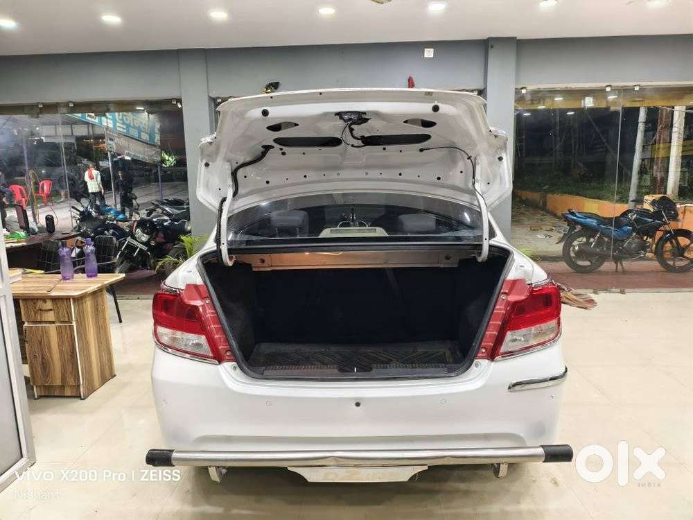 Maruti Suzuki Dzire 1.2 Vxi, 2022, Petrol