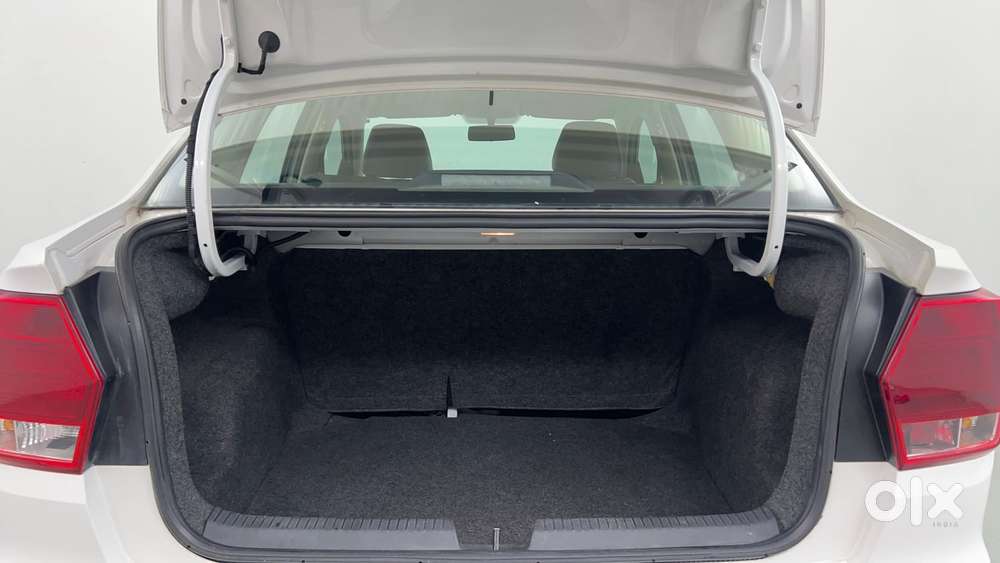 Volkswagen Ameo 1.2 Mpi Comfortline Plus, 2016, Petrol