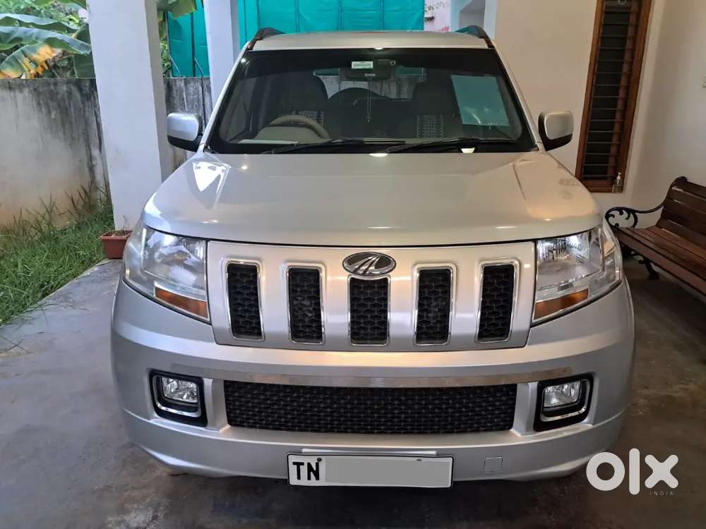 Mahindra Tuv 300 2015  T8 Model