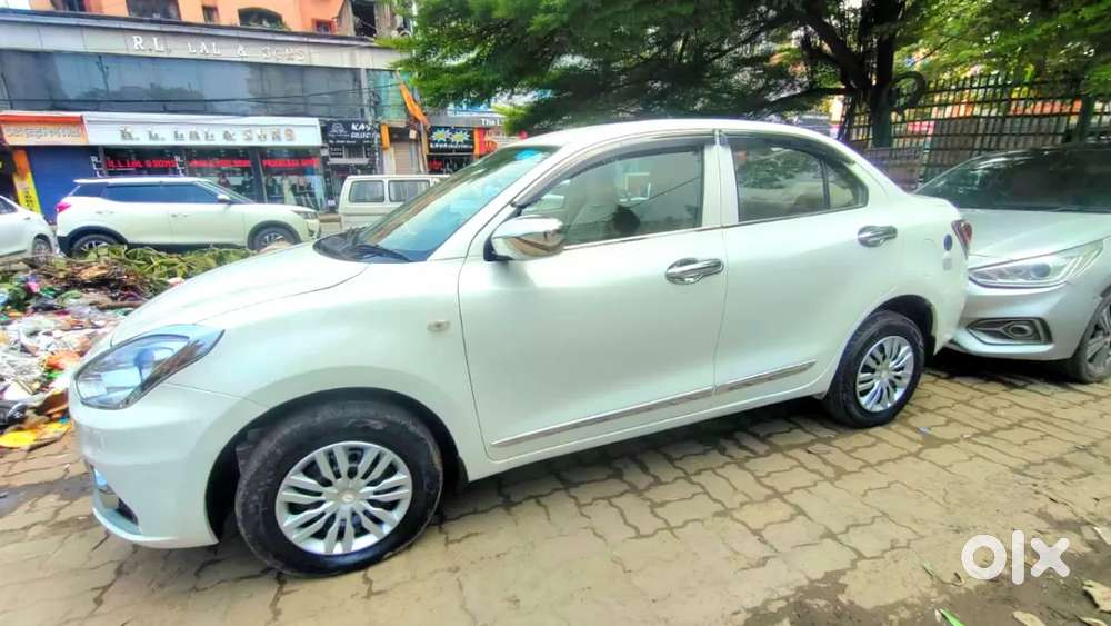 Maruti Suzuki Dzire 1.2 Vxi, 2024, Petrol