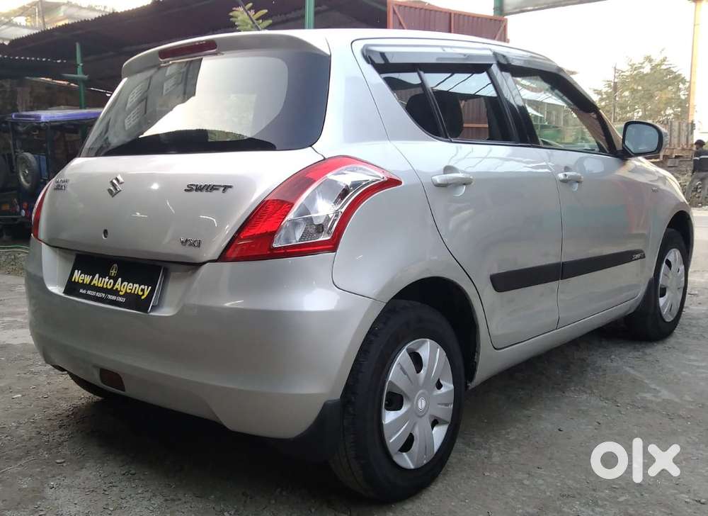 Maruti Suzuki Swift Vxi With Abs, 2012, Petrol