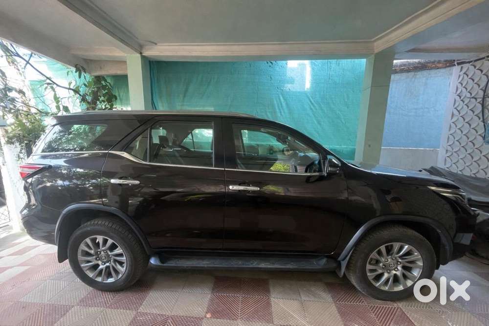 Toyota Fortuner 2022 Diesel Well Maintained
