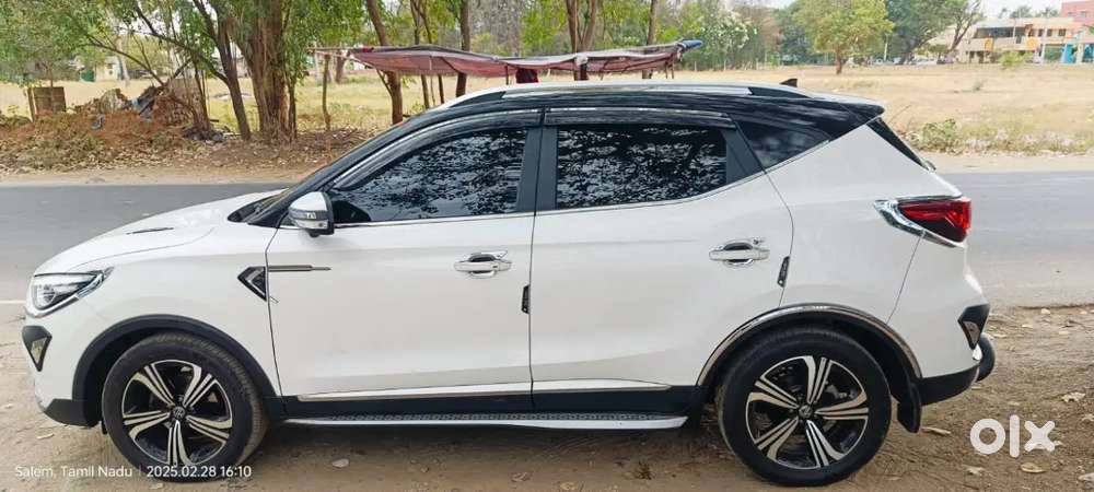 Mg Astor 2025 Petrol 17000 Km Driven