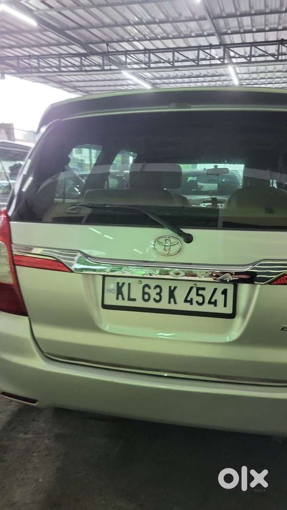 Toyota Innova 2.5 V 7 Str, 2012, Diesel