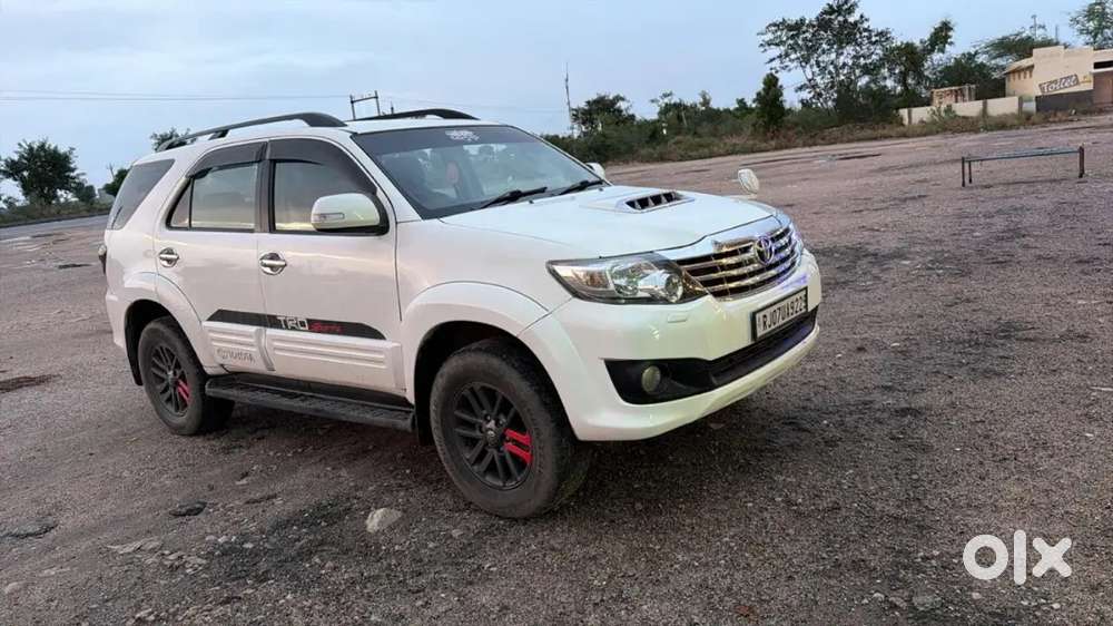 2014 Toyota Fortuner Diesel Manual