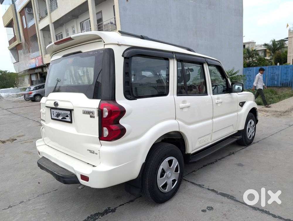 Mahindra Scorpio S3, 2018, Diesel
