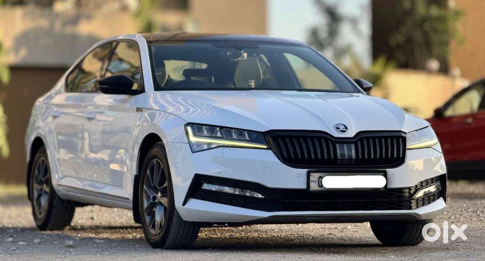 Skoda Superb [2020-ongoing] 1.8 Sportline, 2020, Petrol