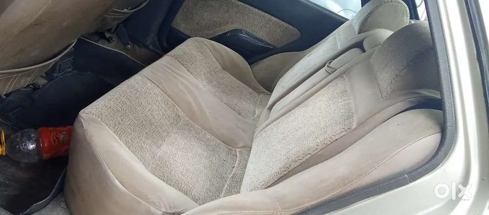 Maruti Suzuki Esteem 2004