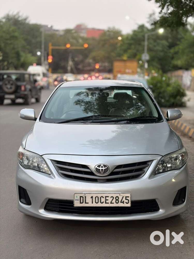 Toyota Corolla Altis 1.8 J, 2012, Petrol