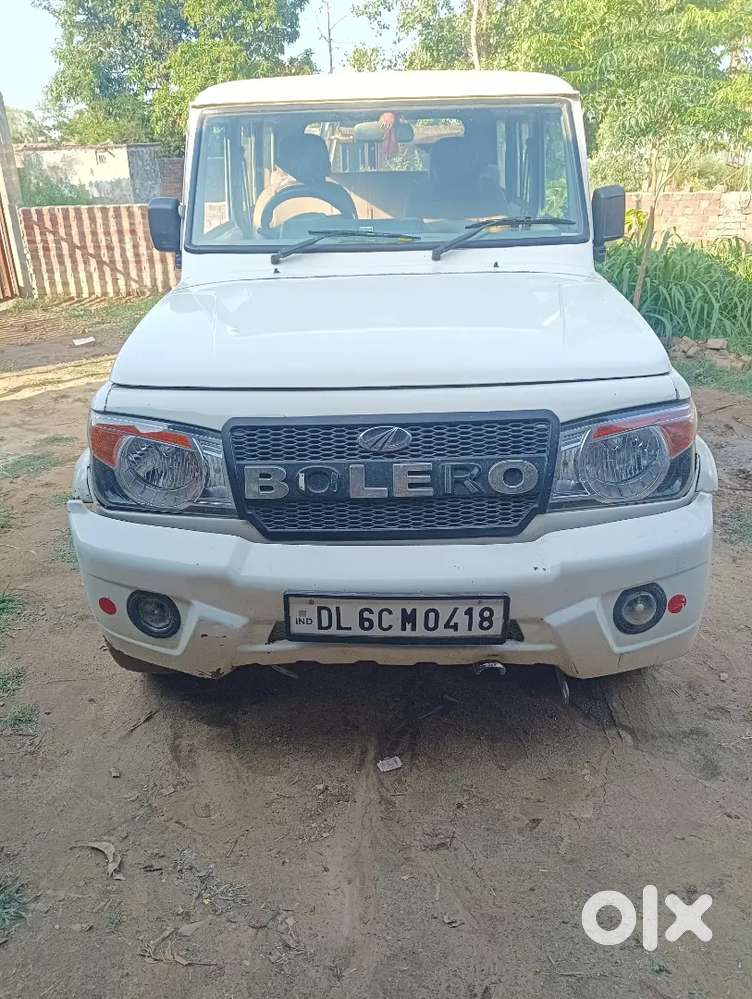 Mahindra Bolero Neo 2012