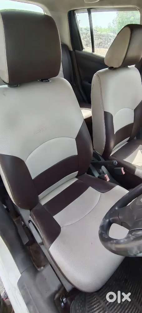 Good Condition Car Green Parsing 2029 Tak He