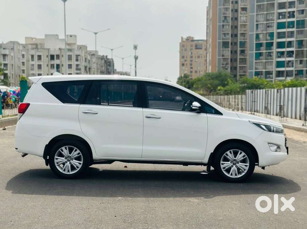 Toyota Innova Crysta 2.8 Z, 2017, Diesel