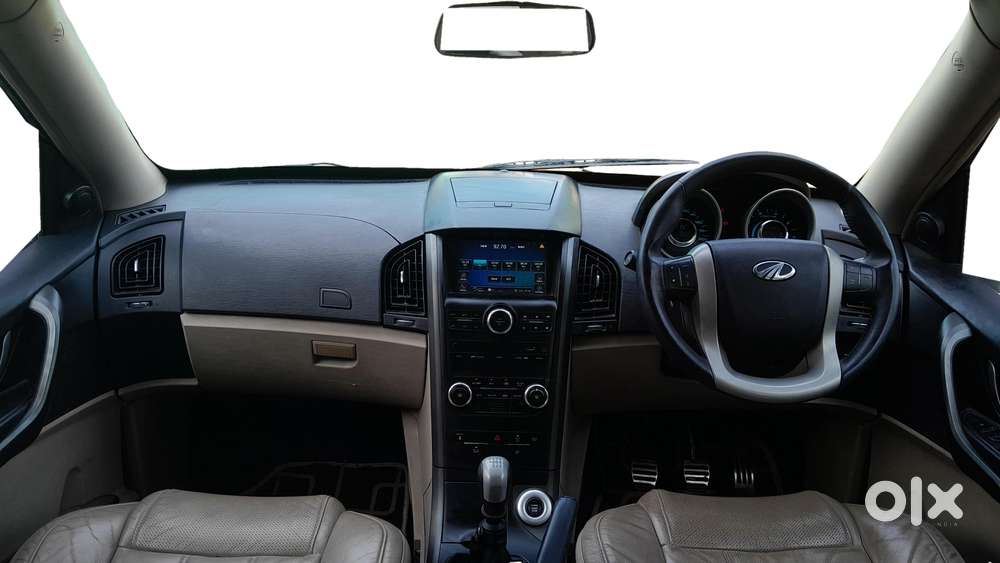 Mahindra Xuv500 2.2 W10, 2015, Diesel