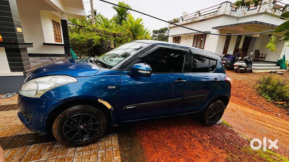 Maruti Suzuki Swift 2013 Diesel 129000 Km Driven