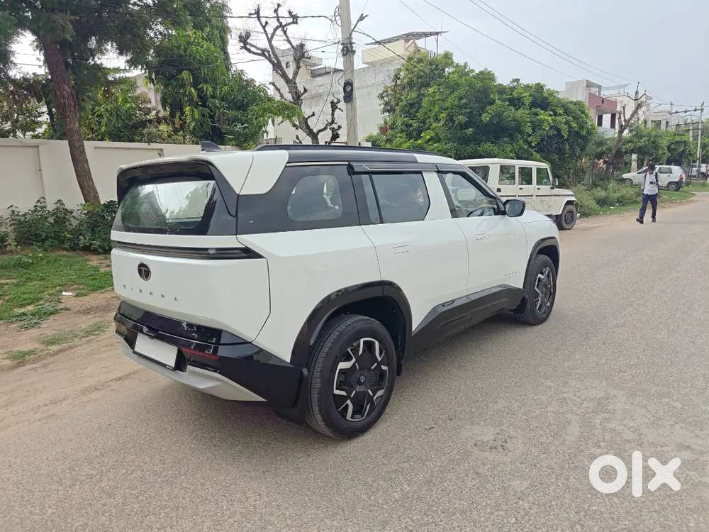 Tata Sierra Pure Petrol Manual 2026
