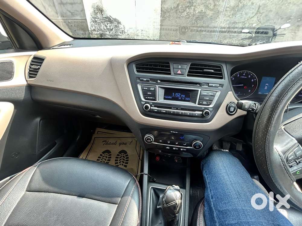 Less Driven Well Maintained Hyundai Elite I20 2015 Petrol 103000 Km
