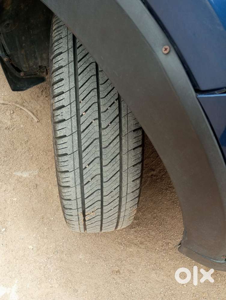 Renault Triber Rxz, 2021, Petrol