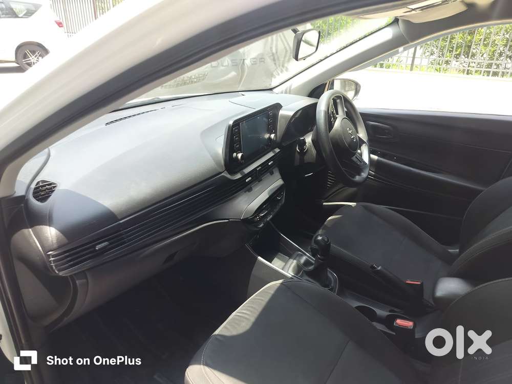 Hyundai I20 Sportz 1.2 Vtvt, 2023, Petrol