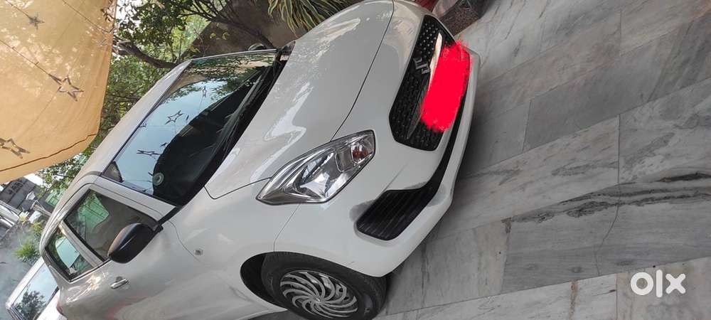 Swift Maruti Suzuki 2023