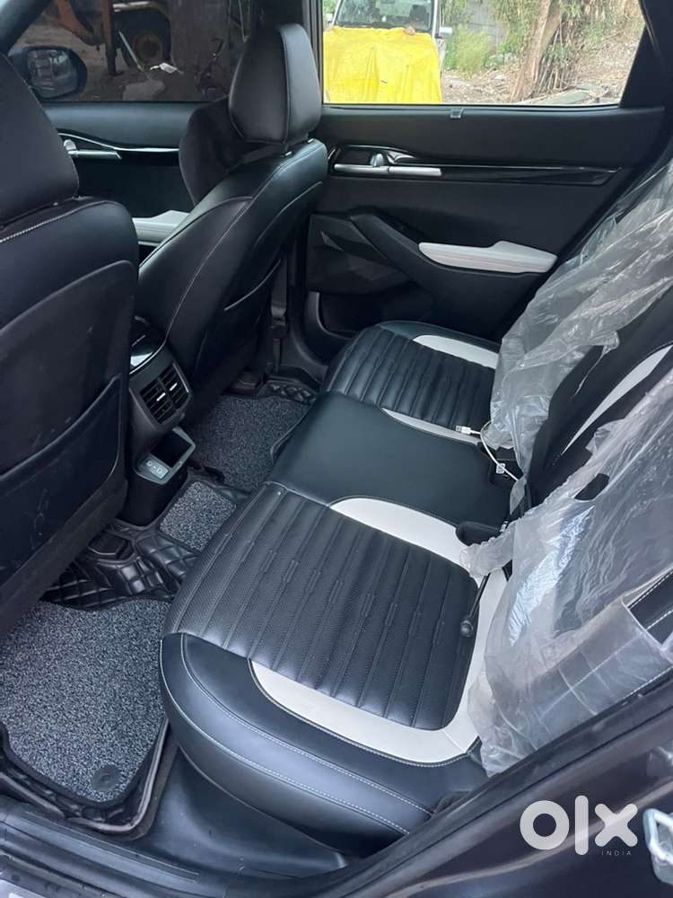 Automatic Steering Control Panoramic Sunroof Scratch Less Showroom Con