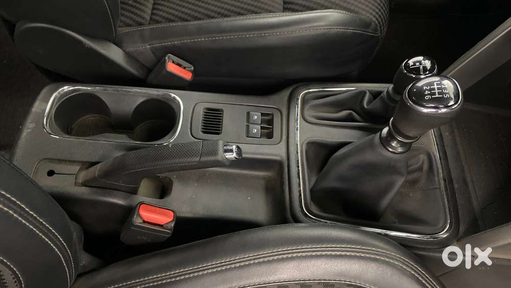 Mahindra Thar Lx Hard Top Diesel Mt 4wd, 2023, Petrol