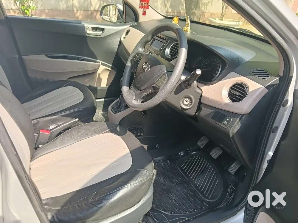 Hyundai Grand I10 Sportz 2015