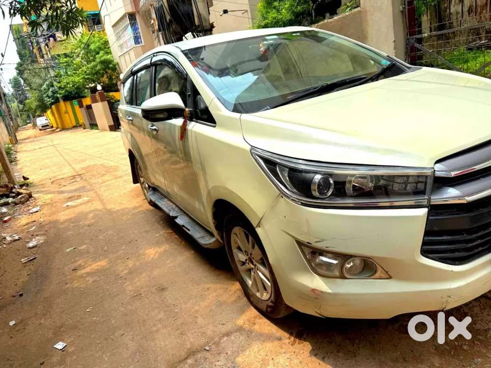 Toyota Innova Crysta 2.4 V 7 Str, 2017, Diesel