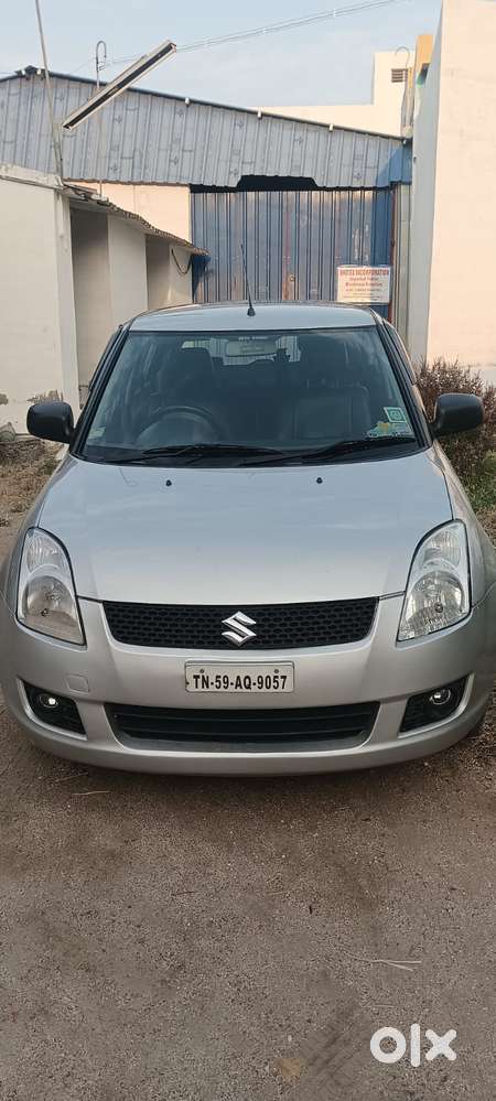 Maruti Suzuki Swift Vxi Abs Bsiv, 2011, Petrol