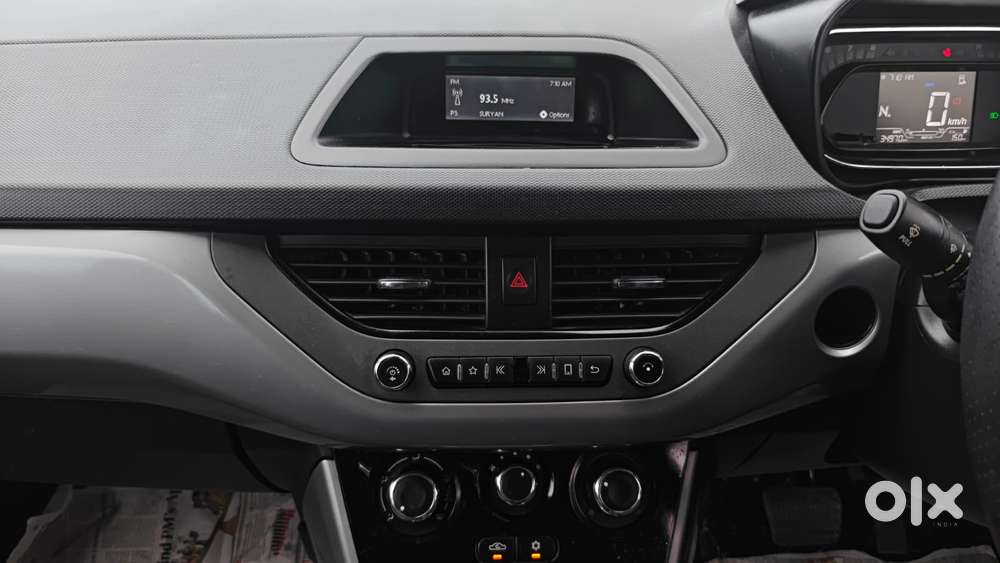 Tata Nexon 1.2 Revotron Xma Amt (s), 2022, Petrol