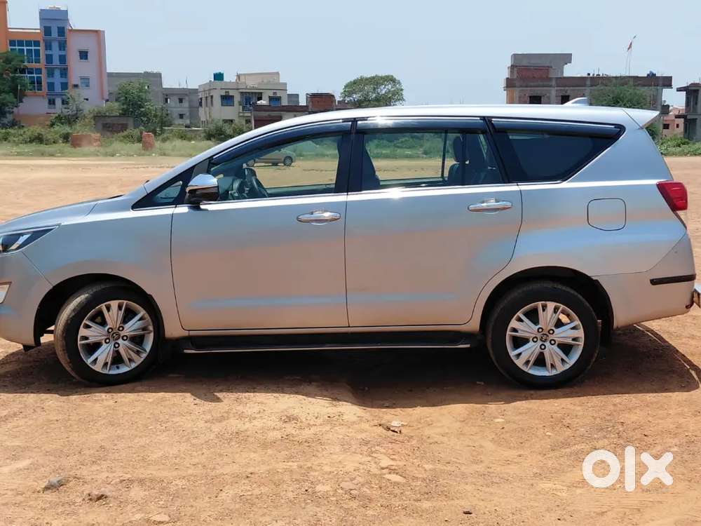 Toyota Innova Crysta 2020